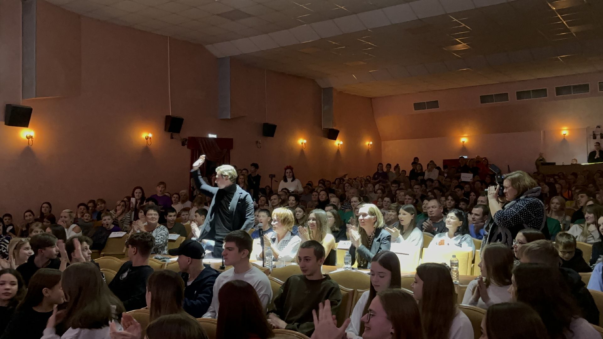 школьная лига, квн, клуб веселых и находчивых,