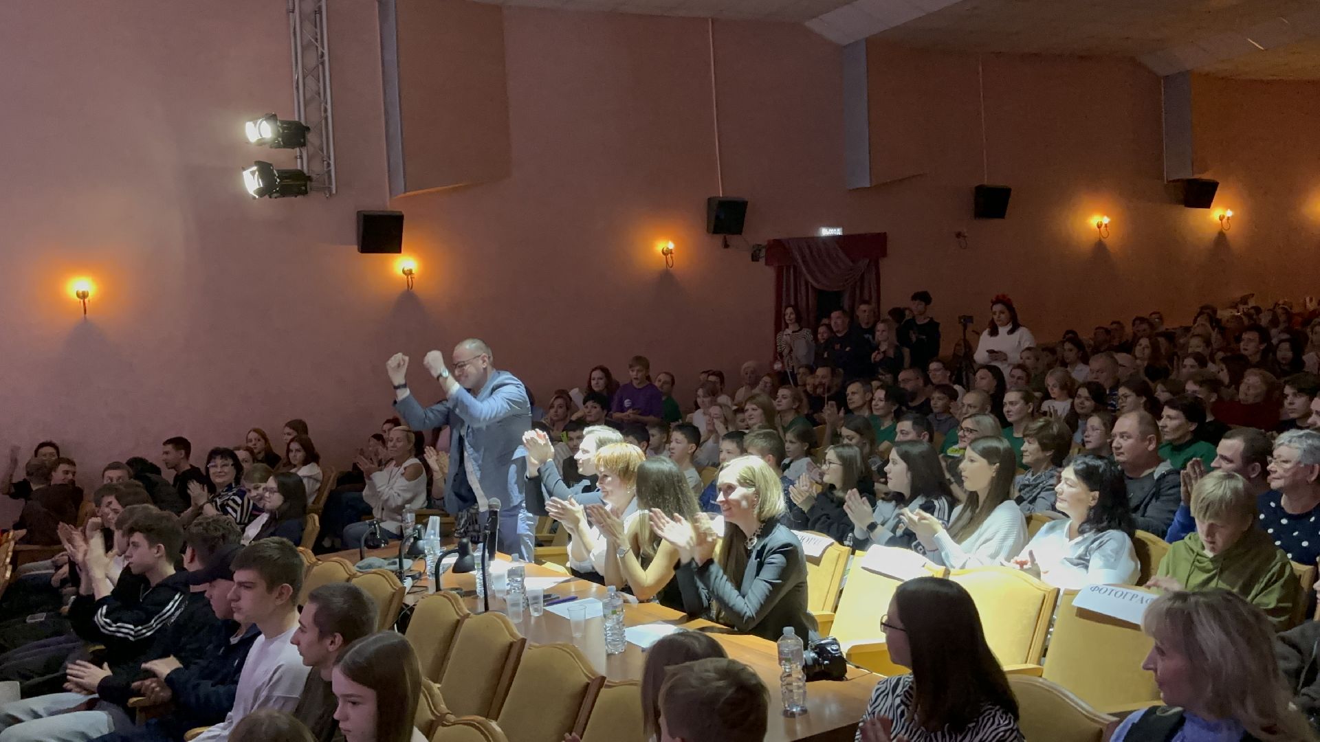 школьная лига, квн, клуб веселых и находчивых,