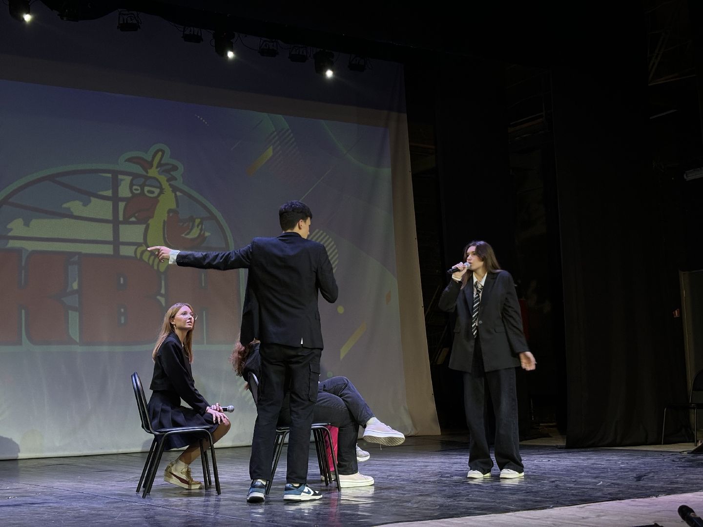 школьная лига, квн, клуб веселых и находчивых,