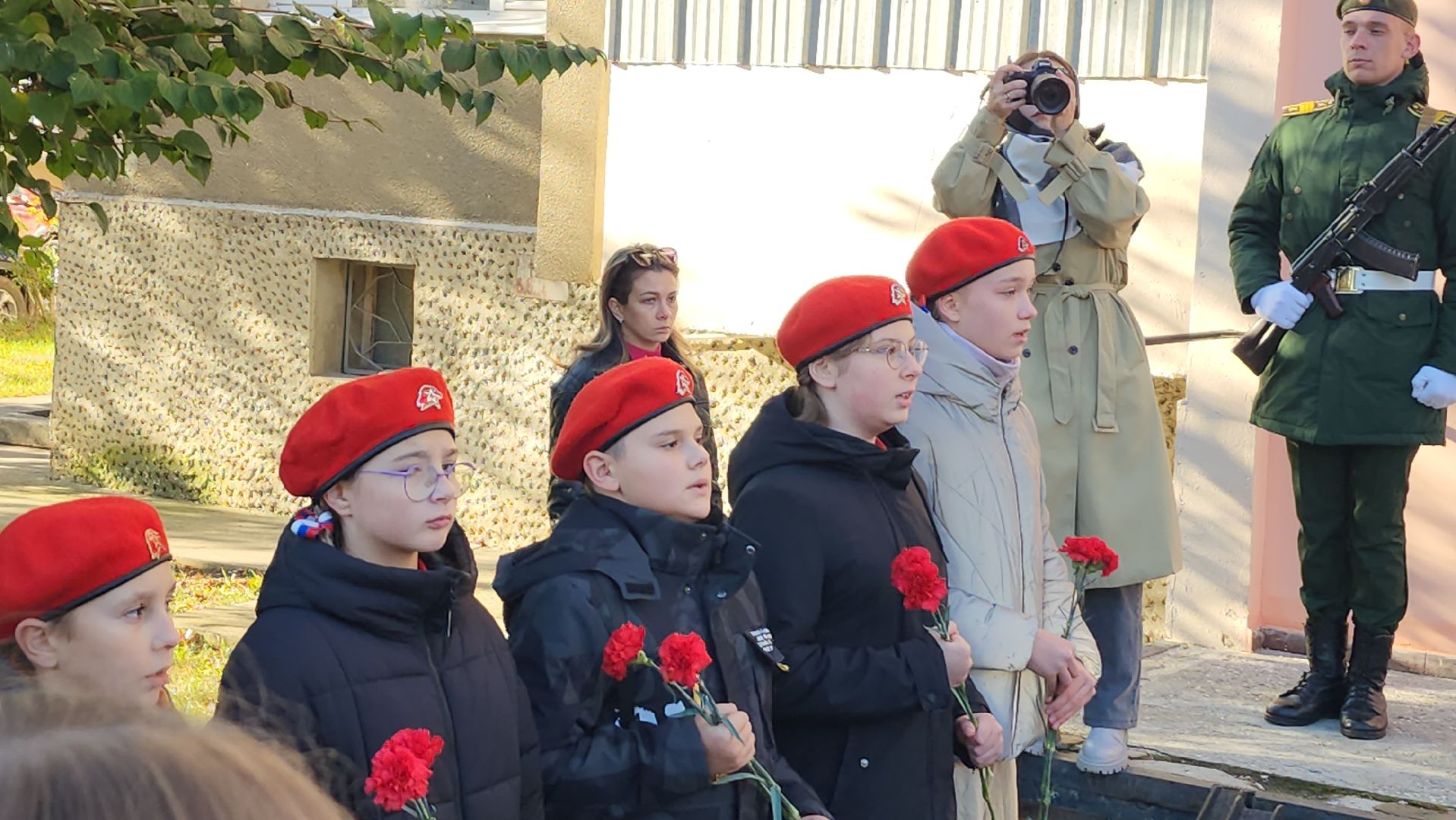 серпухов, сво, мемориальная доска, ивановские дворики, улица юбилейная,