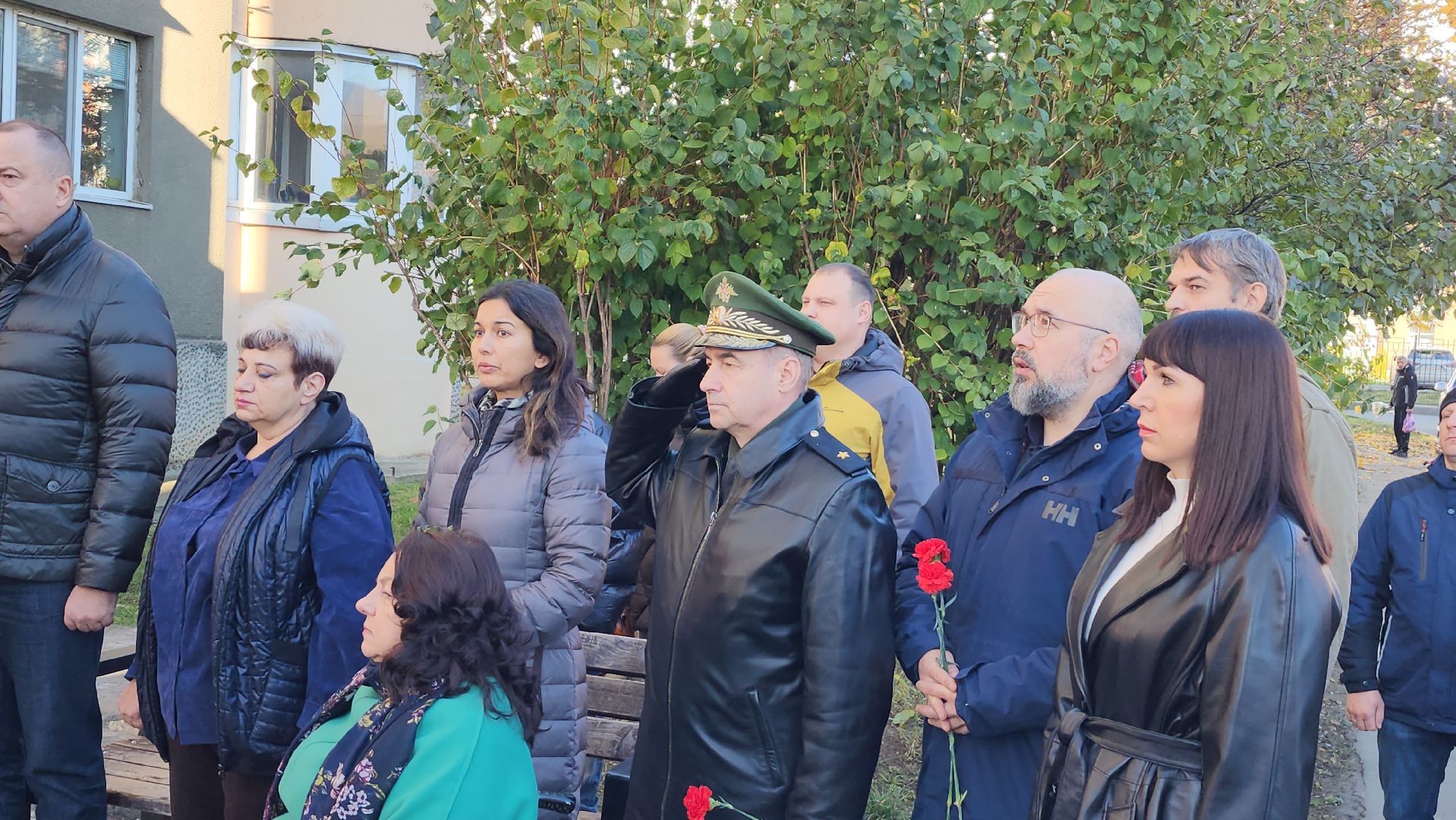 серпухов, сво, мемориальная доска, ивановские дворики, улица юбилейная,