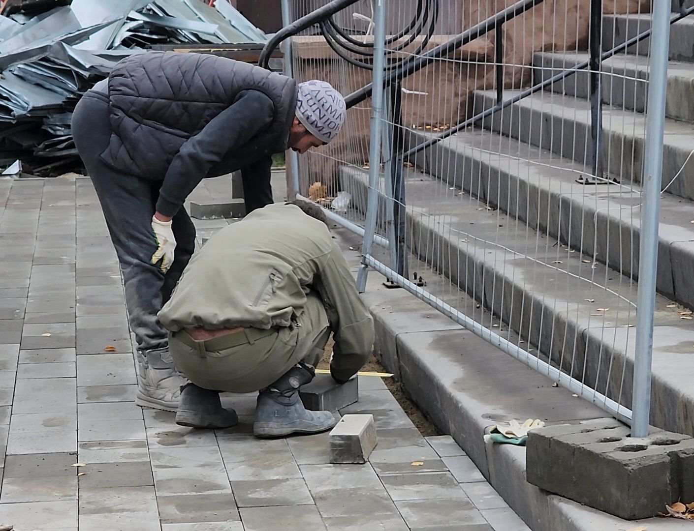 Дубна, дк октябрь, Благоустройство, Площадь,