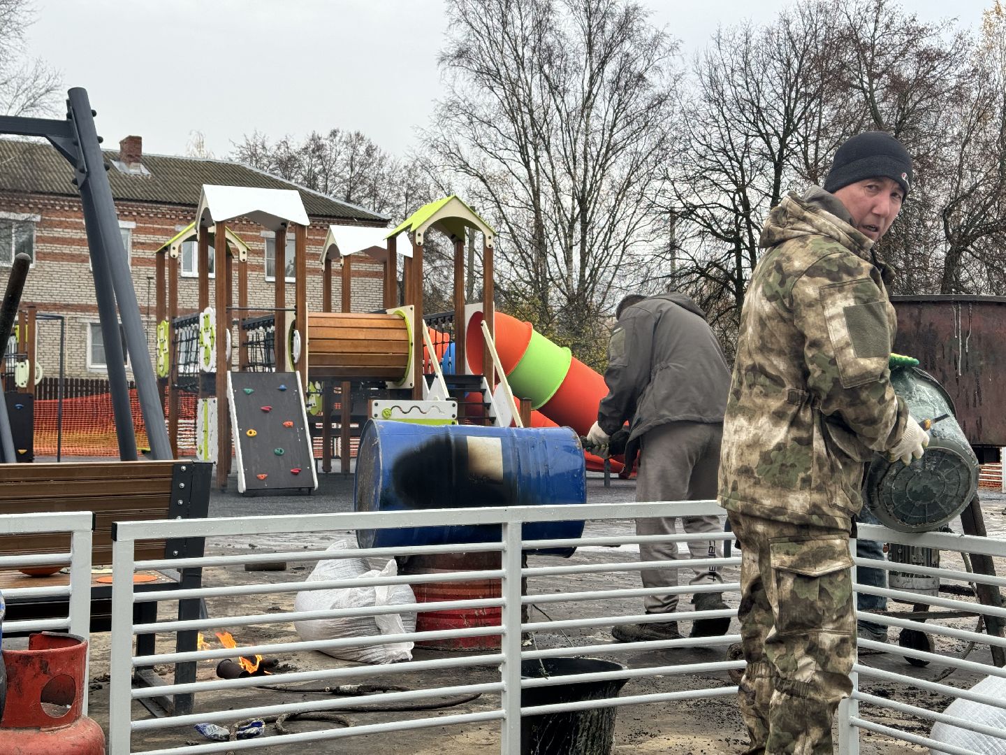 шаховская, противоударное покрытие, детская площадка,