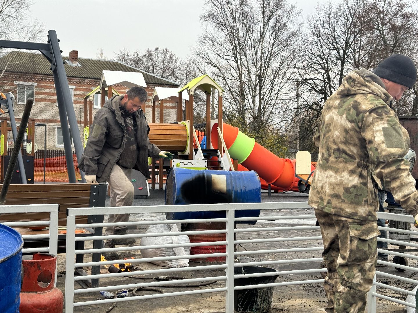 шаховская, противоударное покрытие, детская площадка,