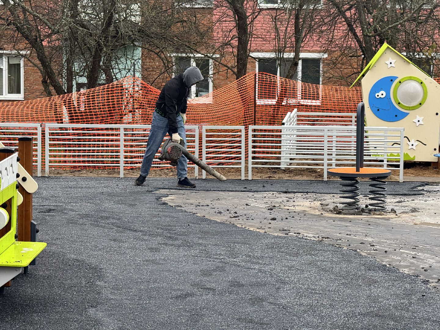 шаховская, противоударное покрытие, детская площадка,