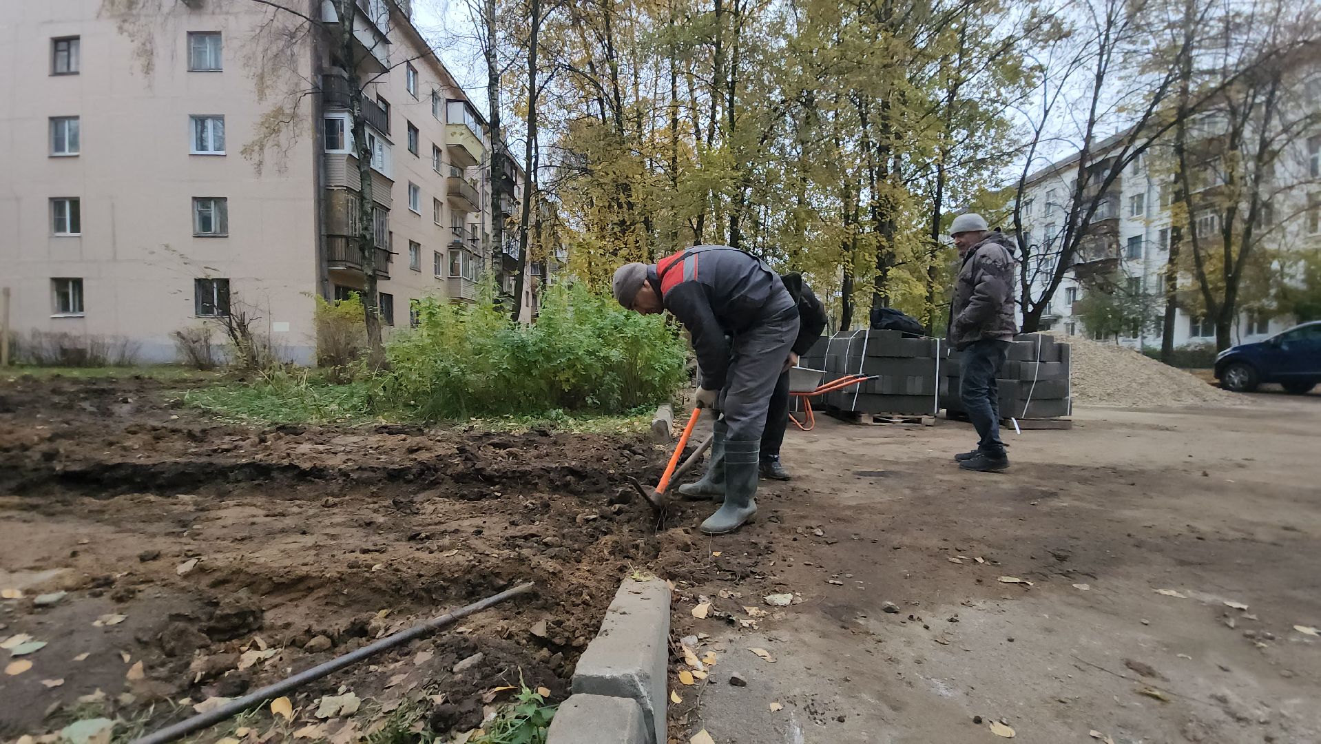 Благоустройство, ремонт дорог во дворах, тротуар,