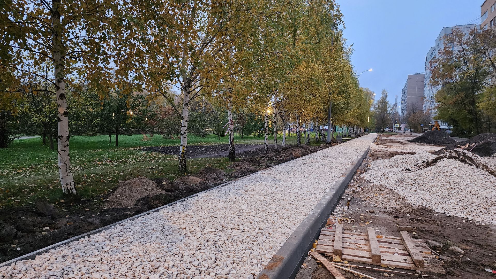 пешеходная зона, Лобня, ремонт дорог, Ремонт дорог в парке,