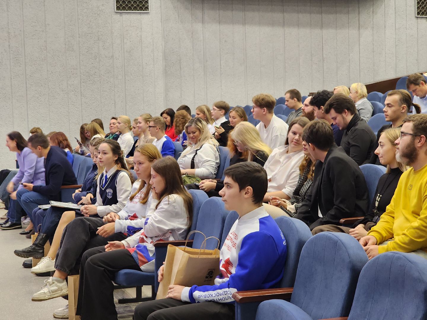 Дубна, День добровольца Московской области, Награждение, Торжество, волонтеры подмосковья,