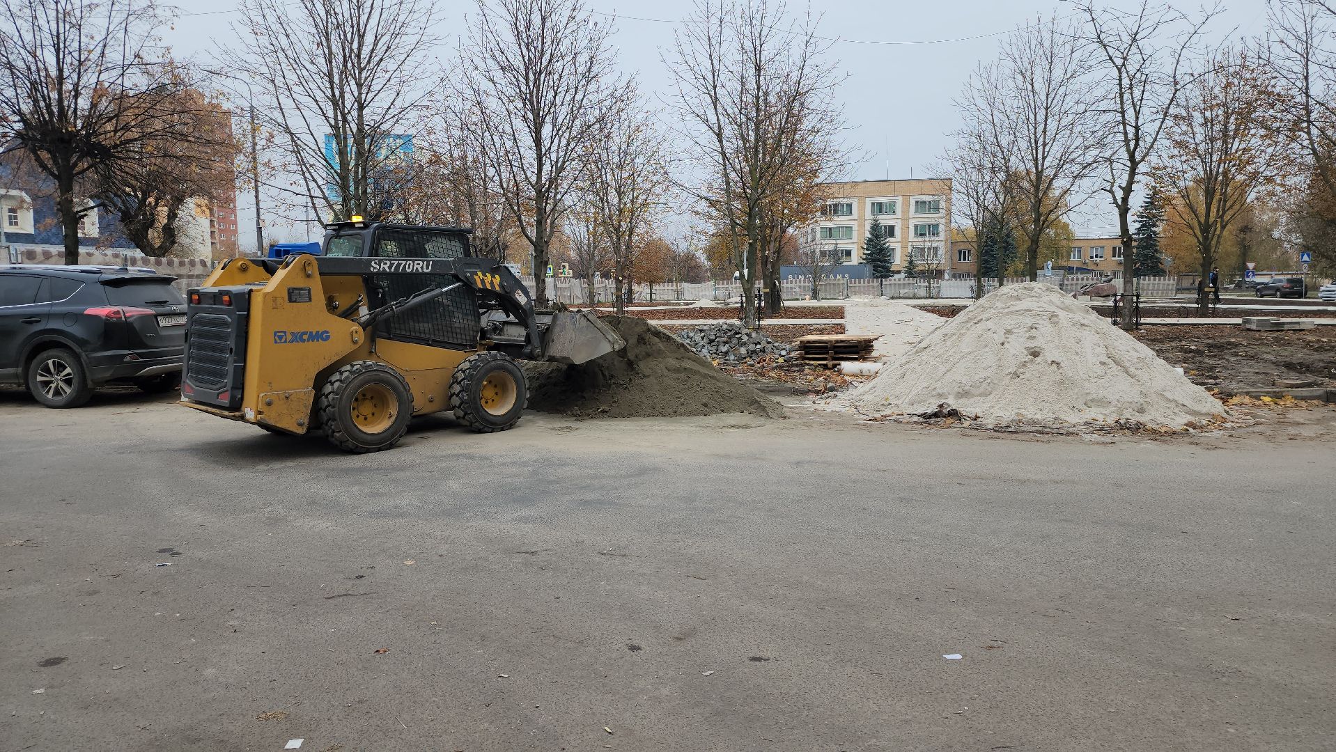 серпухов, площадь звездная, черный тюльпан, благоустройство, пешеходная дорожка,