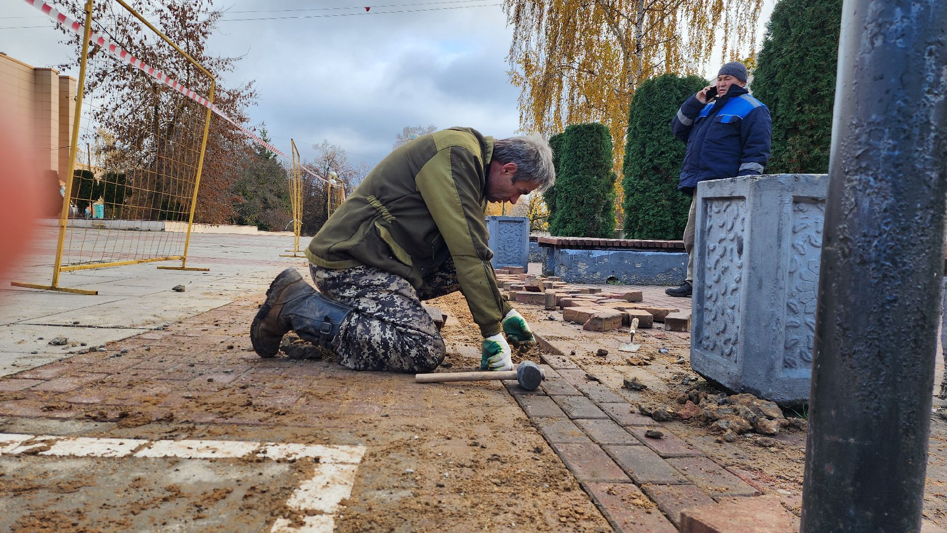 тротуар, ремонт тротуара, восстановительные работы,