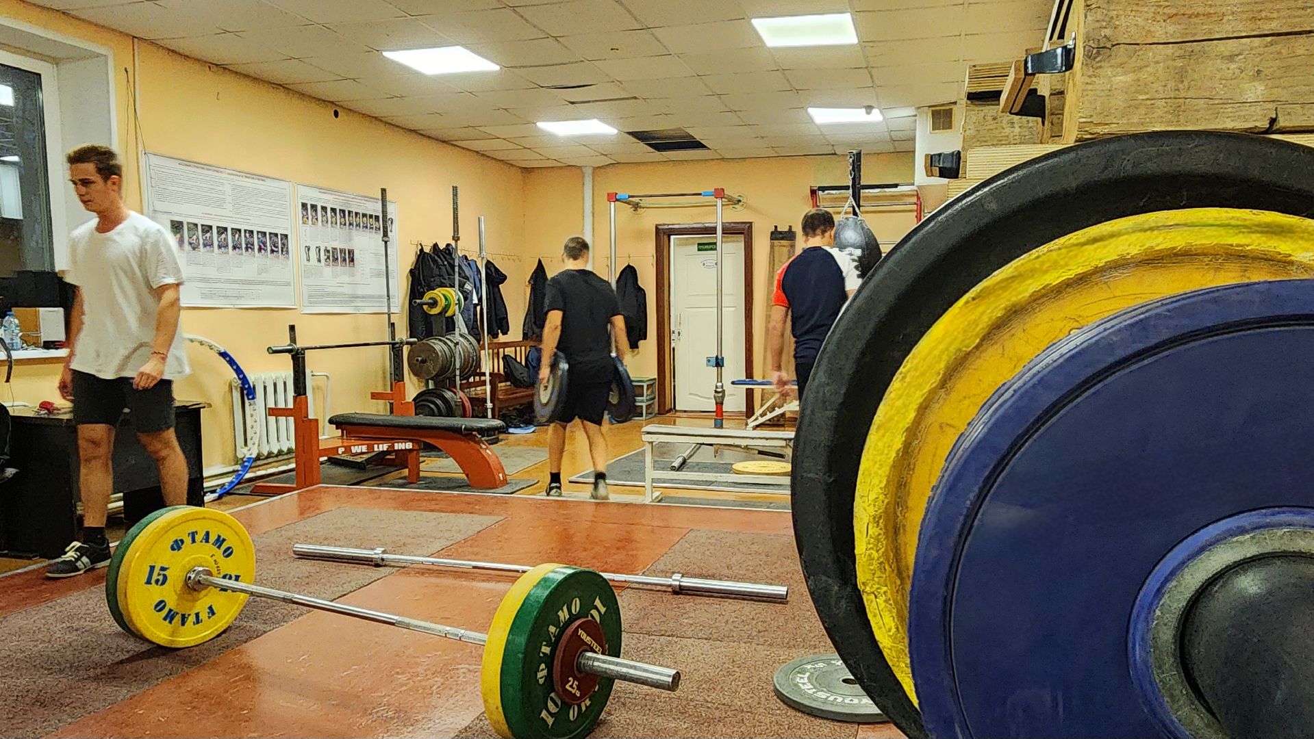 тренер, тяжелая атлетика, пауэрлифтинг,