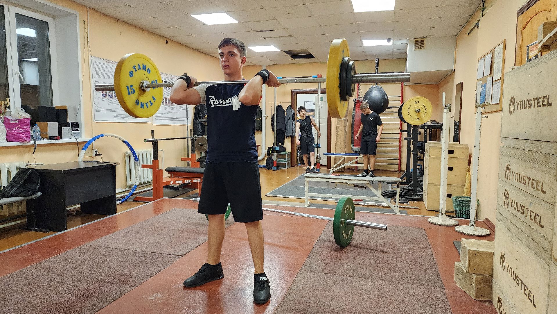 тренер, тяжелая атлетика, пауэрлифтинг,