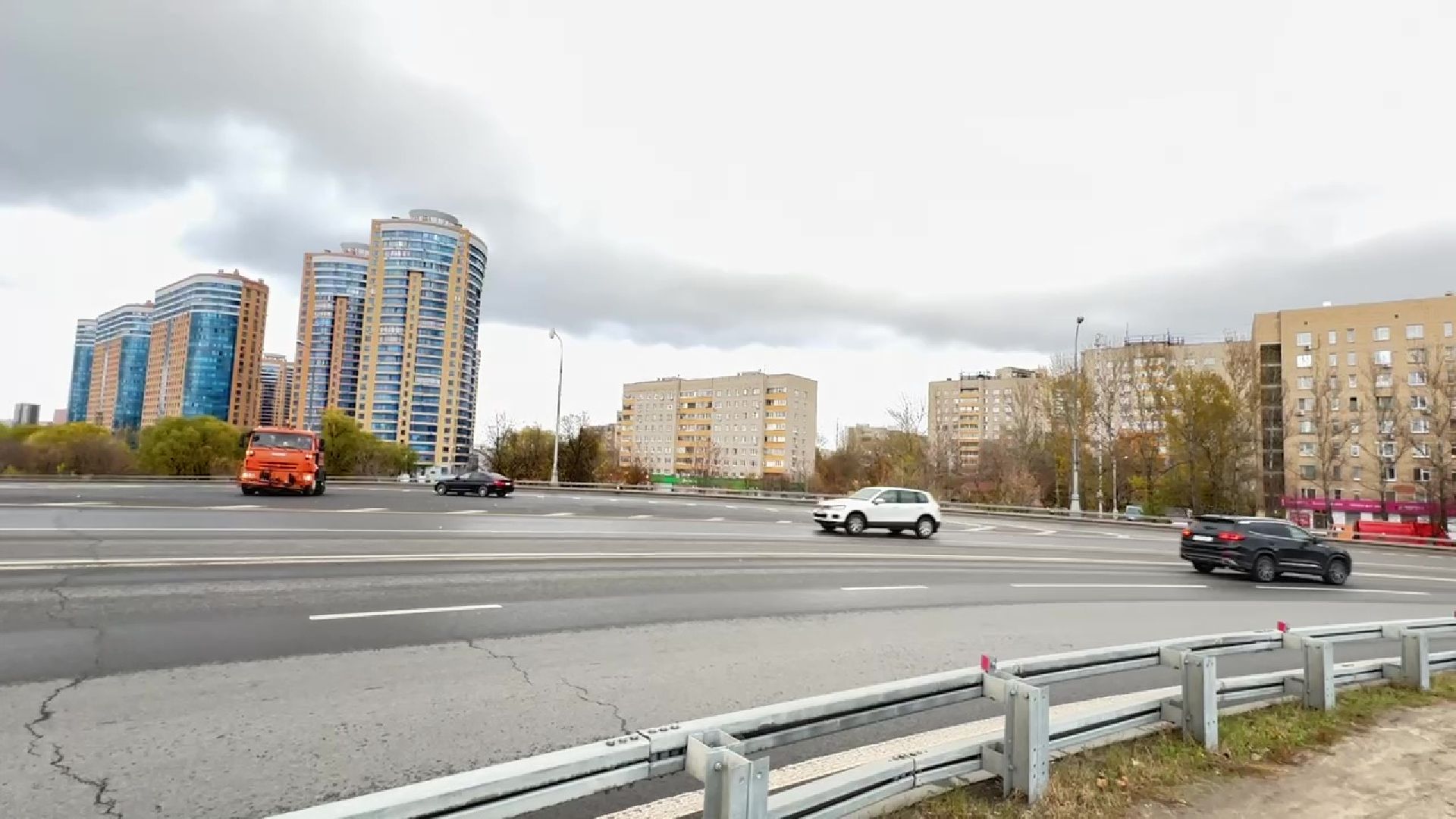 Реутов, МКАД, реконструкция, въезд в город, круговое движение, улица Победы, улица Некрасова, одностороннее движение, город меняется,