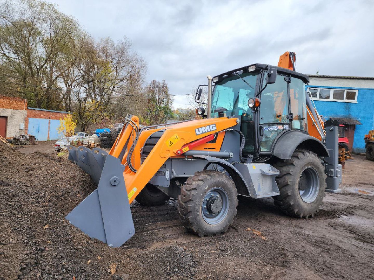 можайск, можайский городской округ, подмосковье, уборка снега, новая техника, губернатор мо, обновления парка техники, трактор, зима, содержание дорог,