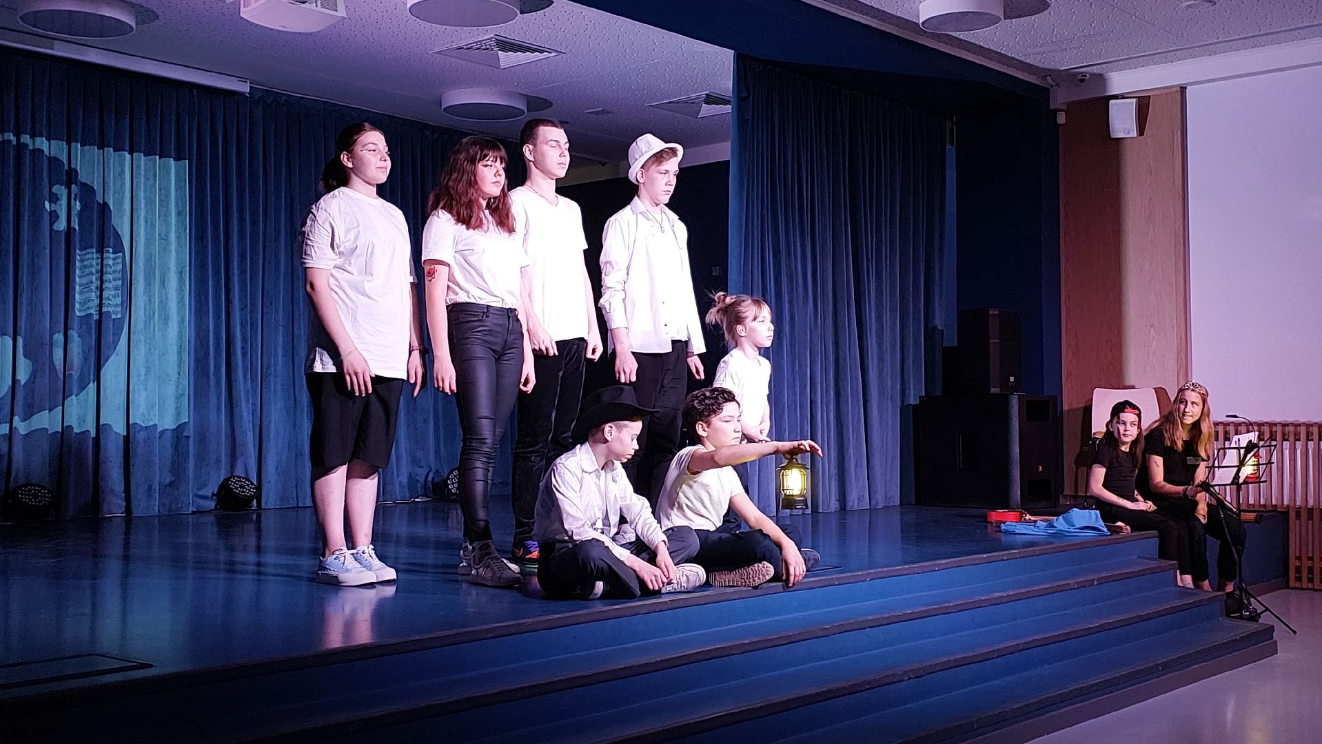 дети, школа абсолют, серпухов, дети с овз, театр, спектакль,