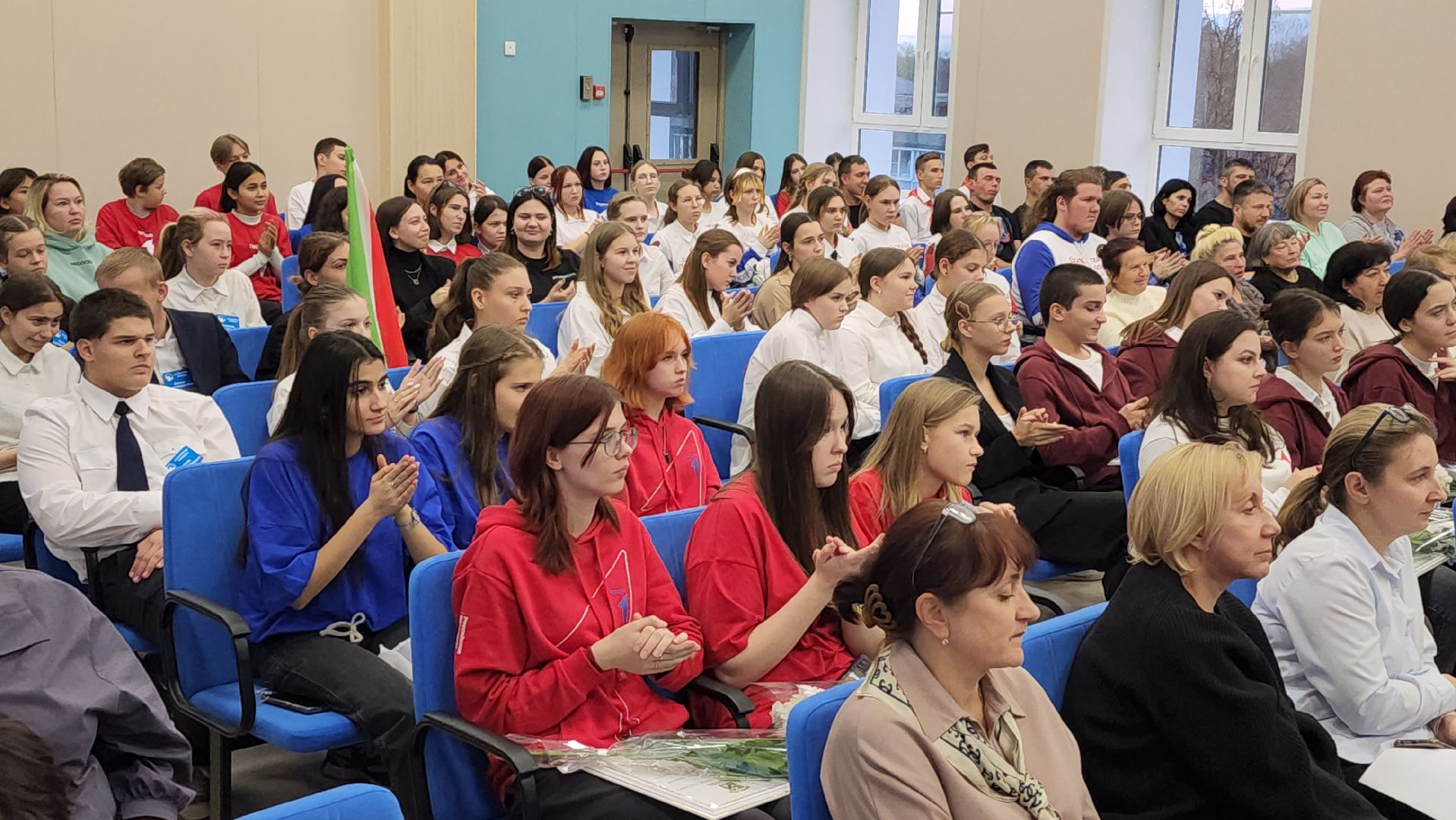 волонтеры, день добровольца московской области, Лосино-Петровский,