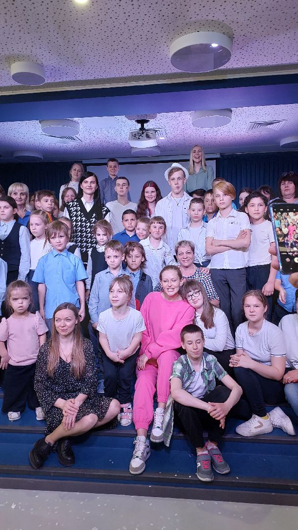 дети, серпухов, школа абсолют, дети с овз, юлия пересильд, космос,