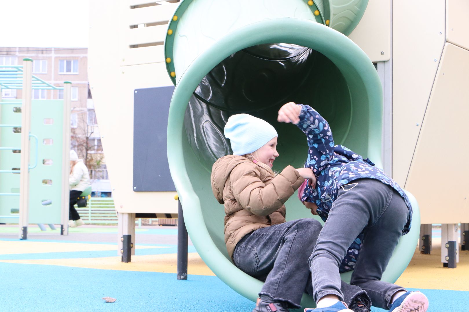 ДИП, Серебряные Пруды, благоустройство, детска игровая площадка, вертикалки,