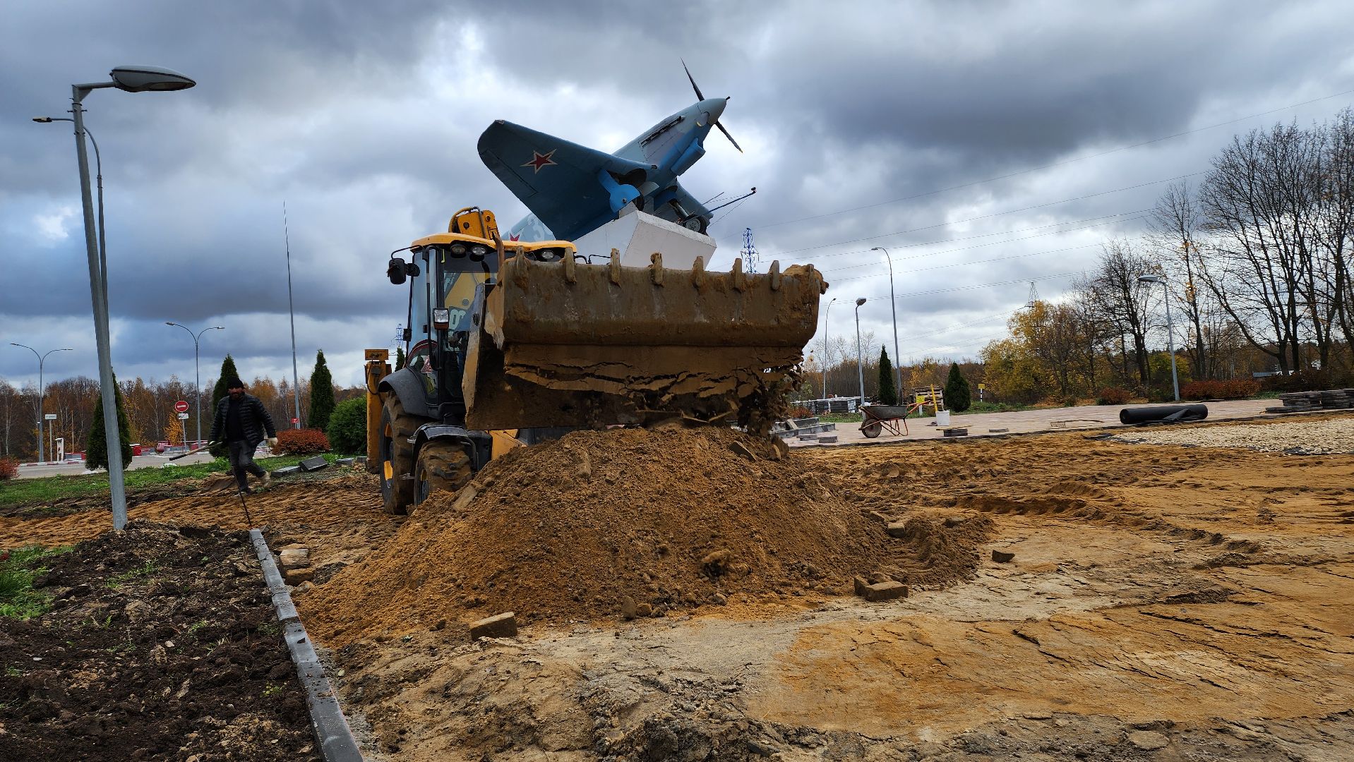 кашира, благоустройство, каширский школьник, памятник вов,