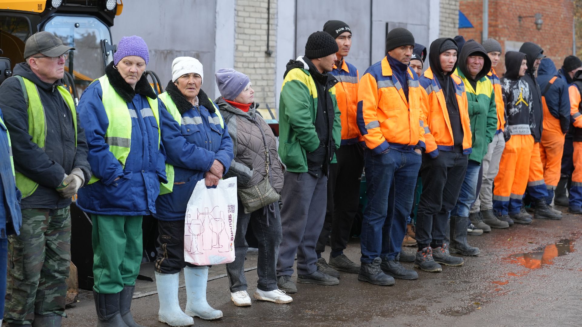 коммунальная техника, подготовка к зиме, вертикалка,