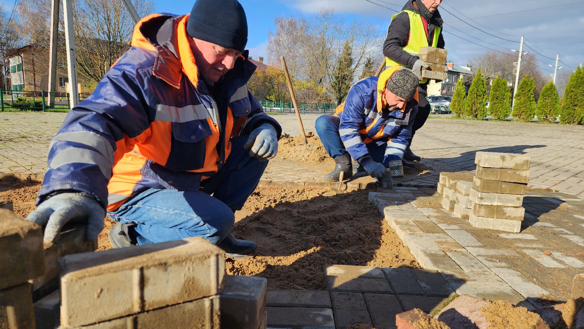 ремонт тротуара, благоустройство, брусчатка,
