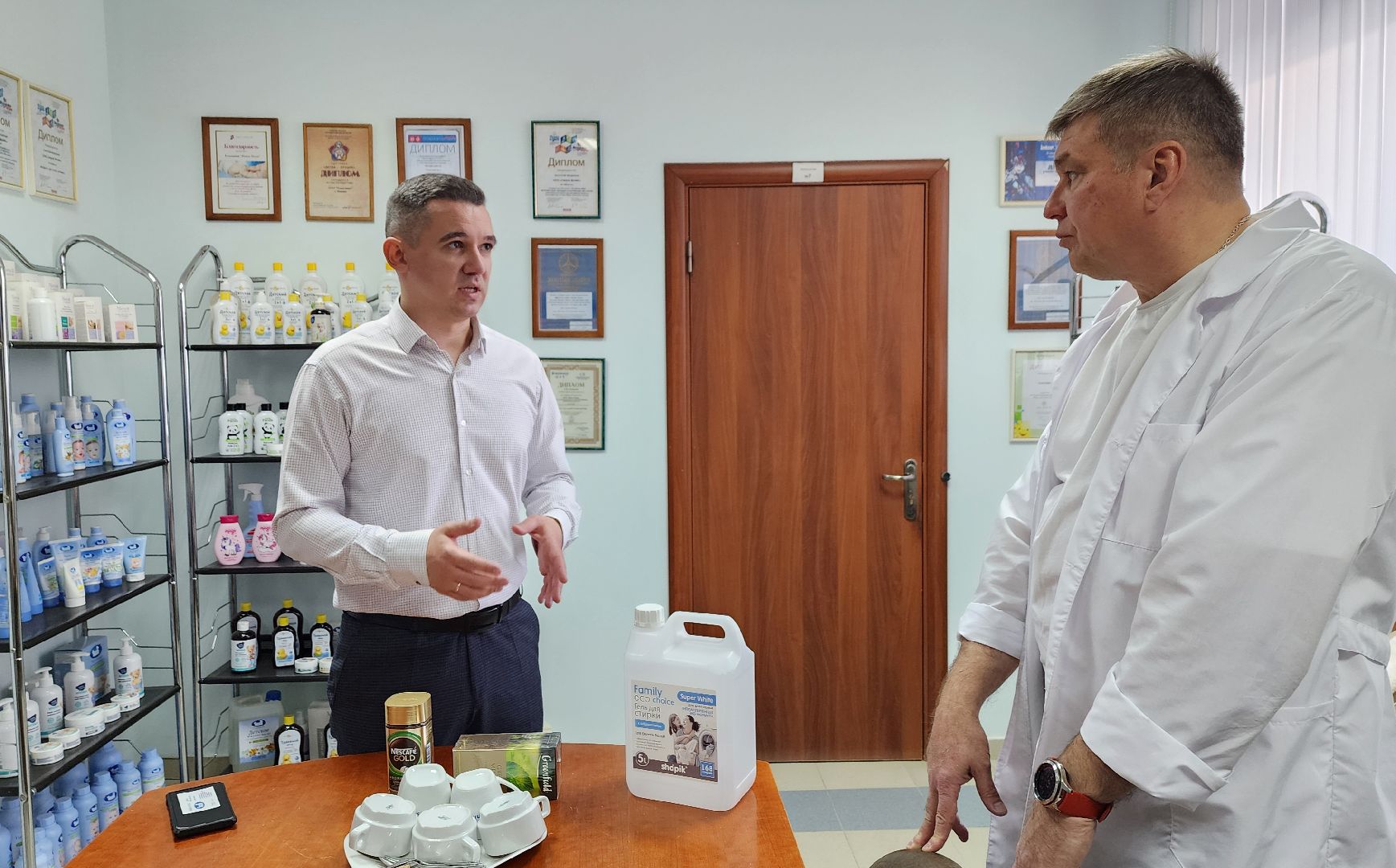 Солнечногорск, экономика, косметическое производство, поселок Жуково,