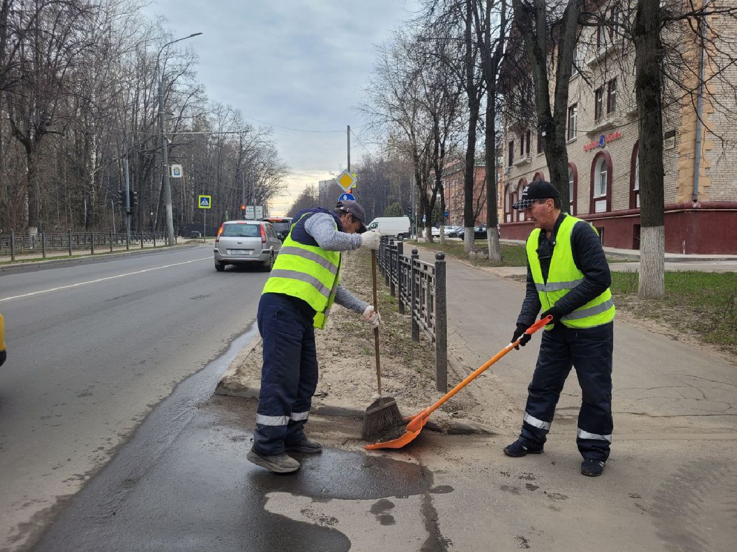 благоустройство, мойка, лавочки, скамейки, уборки