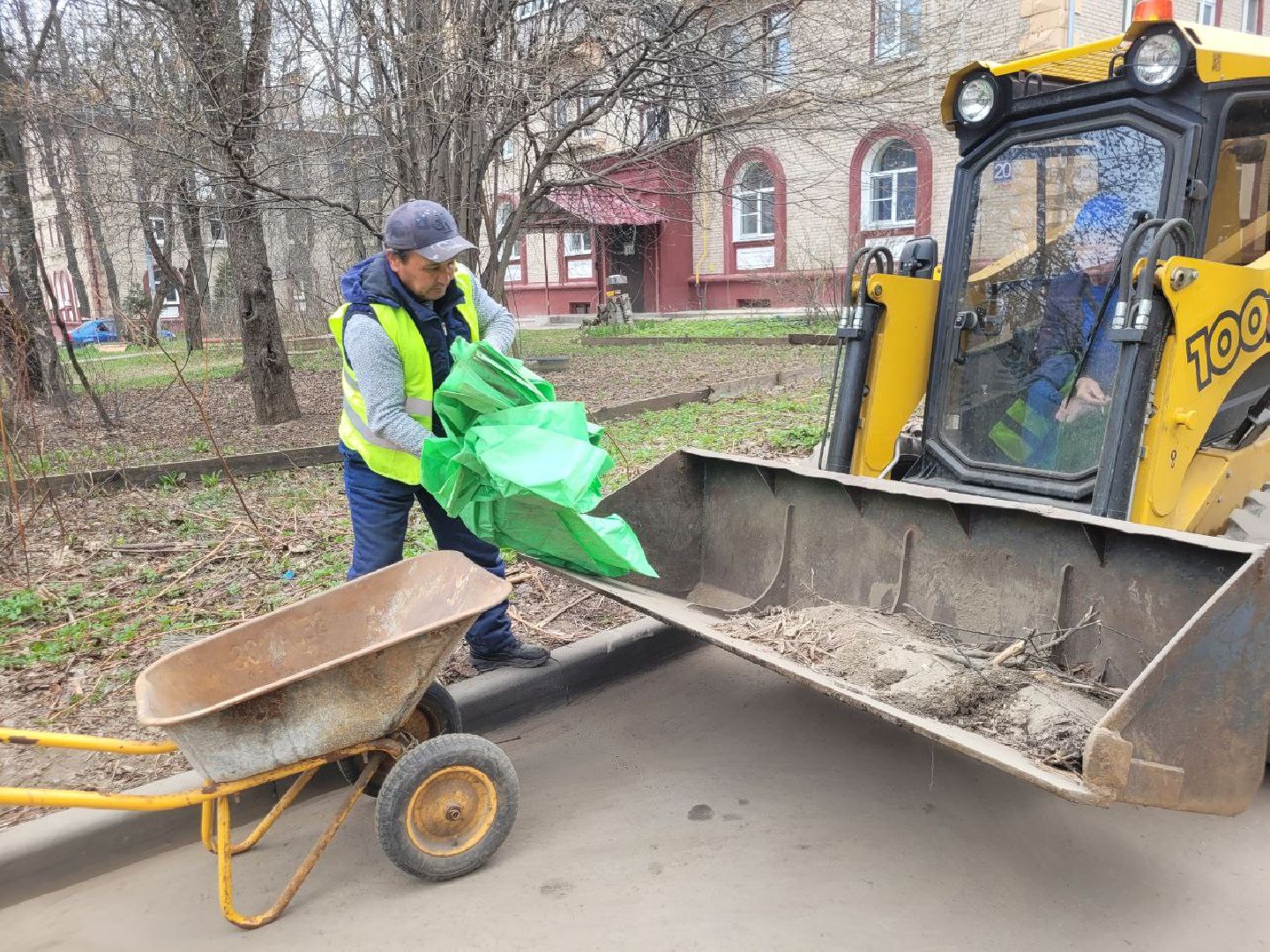благоустройство, мойка, лавочки, скамейки, уборки