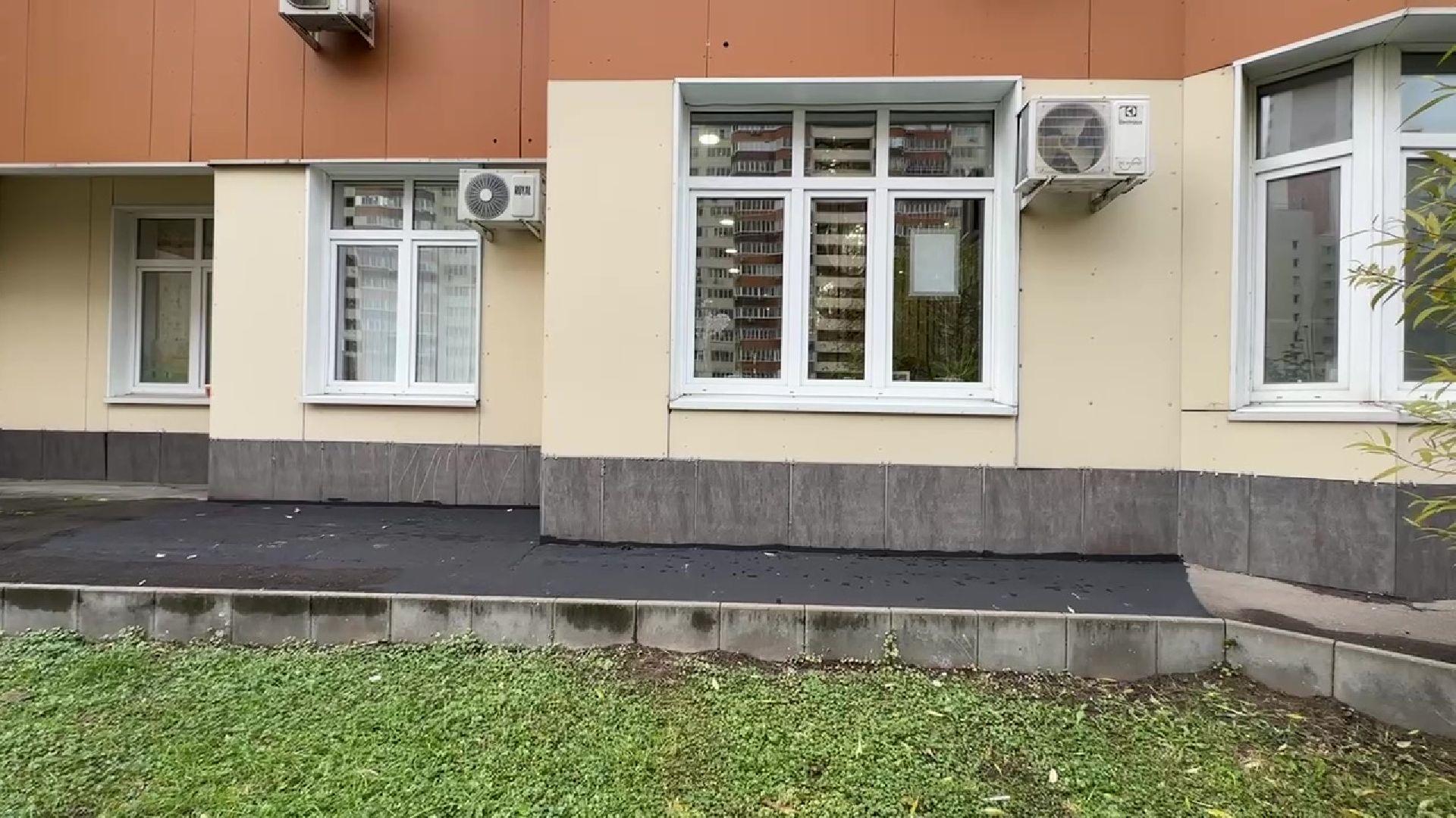 Реутов, Добродел, ремонт, отмостка дома,проседание грунта,