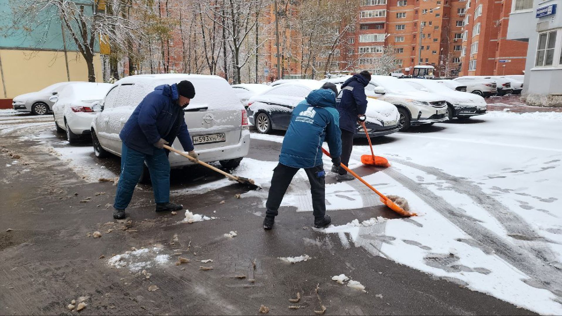 Реутов, ЖКХ, снегопад, уборка снега, дворники, вертикалки