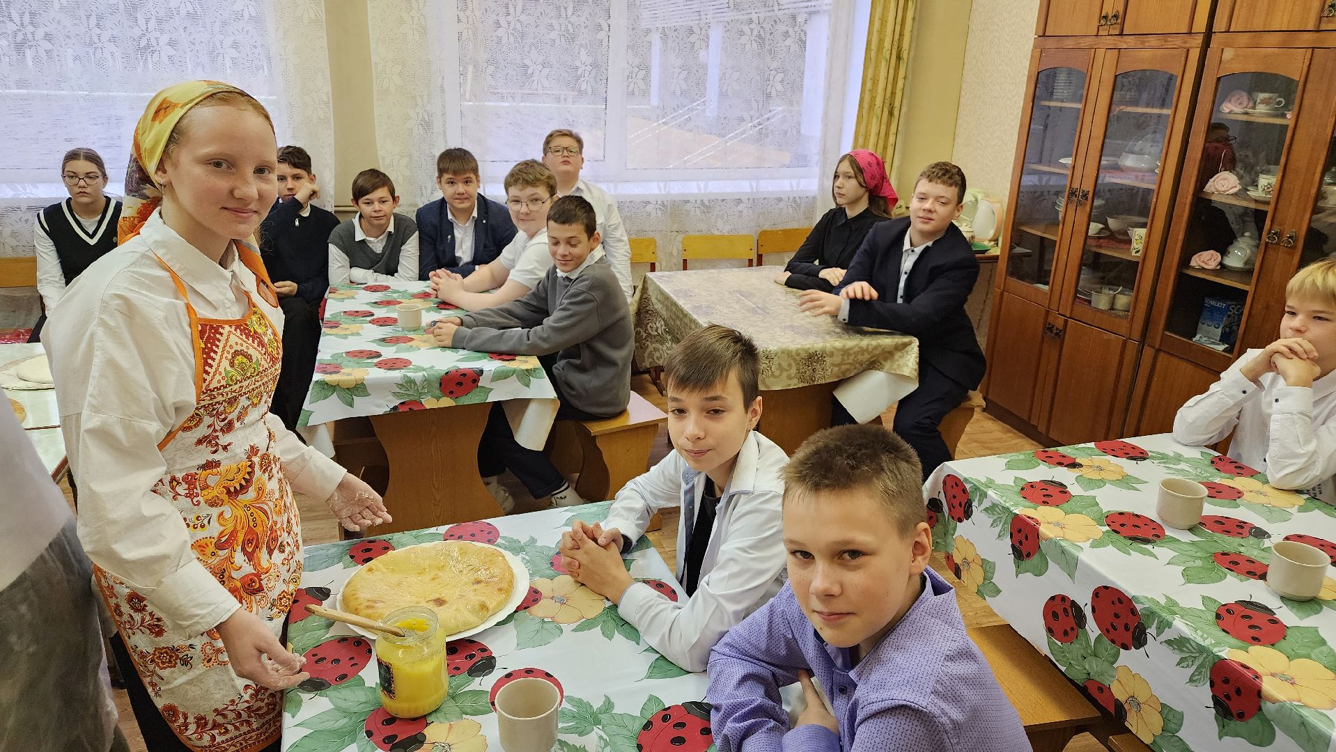 протвино, осетинские пироги, день народного единства, гимназия протвино, кулинарный мастер-класс,