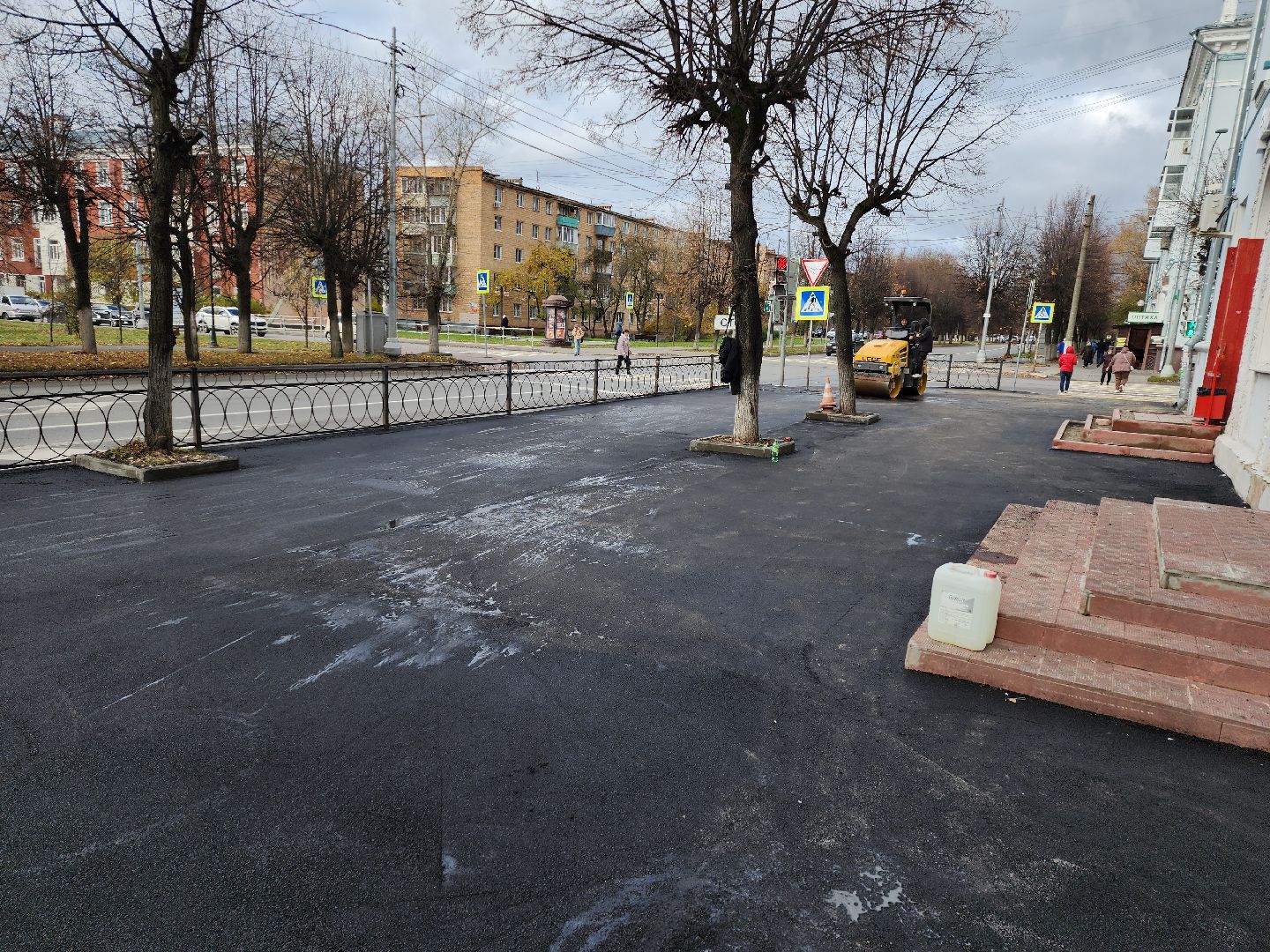 серпухов, подмосковье, благоустройство, укладка асфальта, проезд Мишина, вертикалки,
