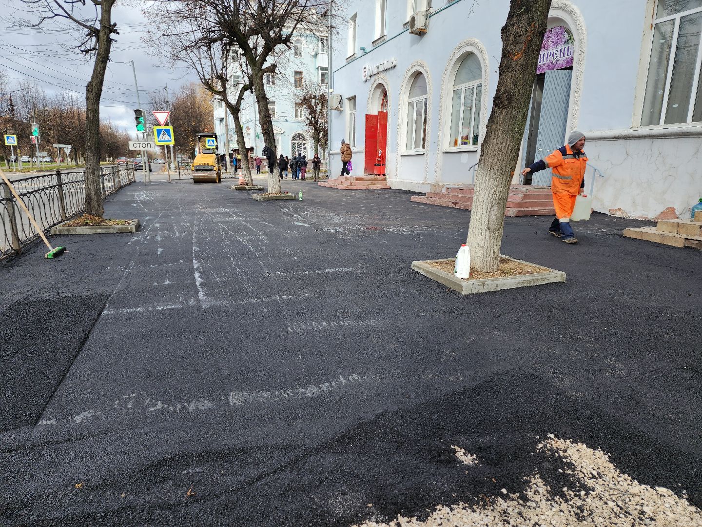 серпухов, подмосковье, благоустройство, укладка асфальта, проезд Мишина, вертикалки,