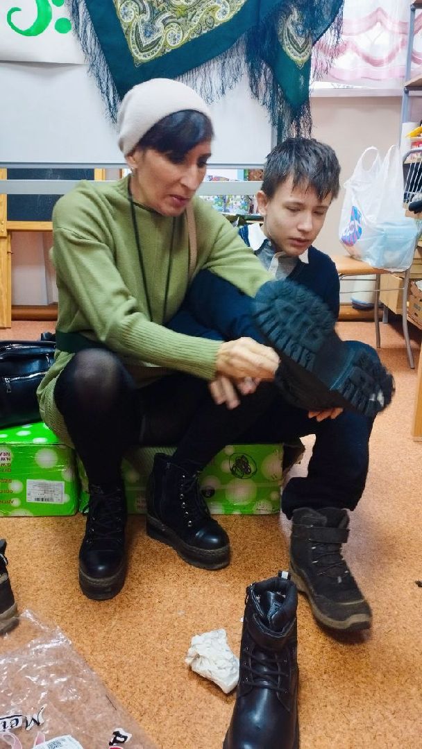 ивантеевка, благотворителньая акция, благотворительная ярмарка, центр социального обслуживания, дети, вещи, одежда, обувь,