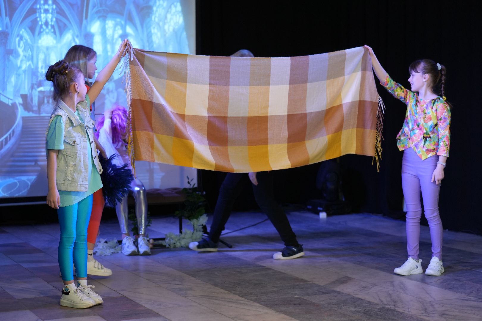 благотворительность, спектакль, Много детства, ДК