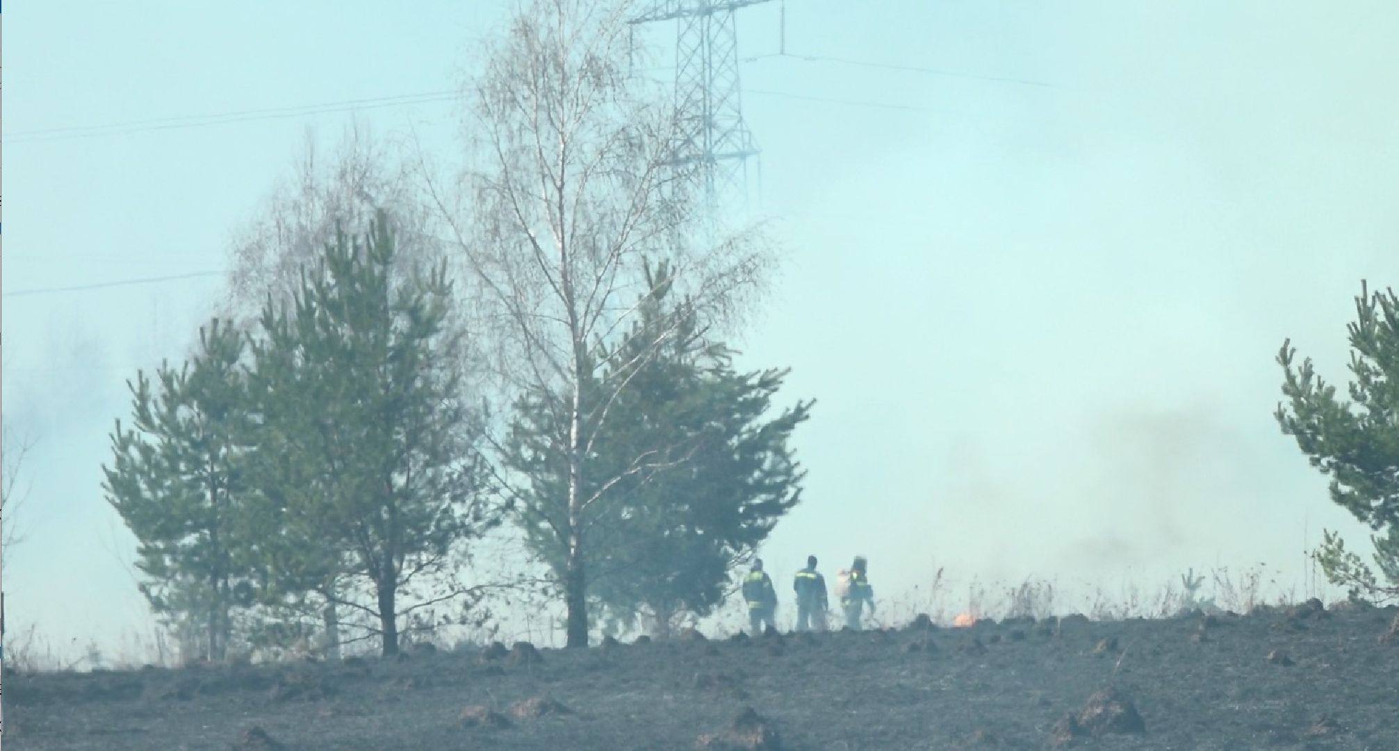 пол травы, Пожарные, опасность