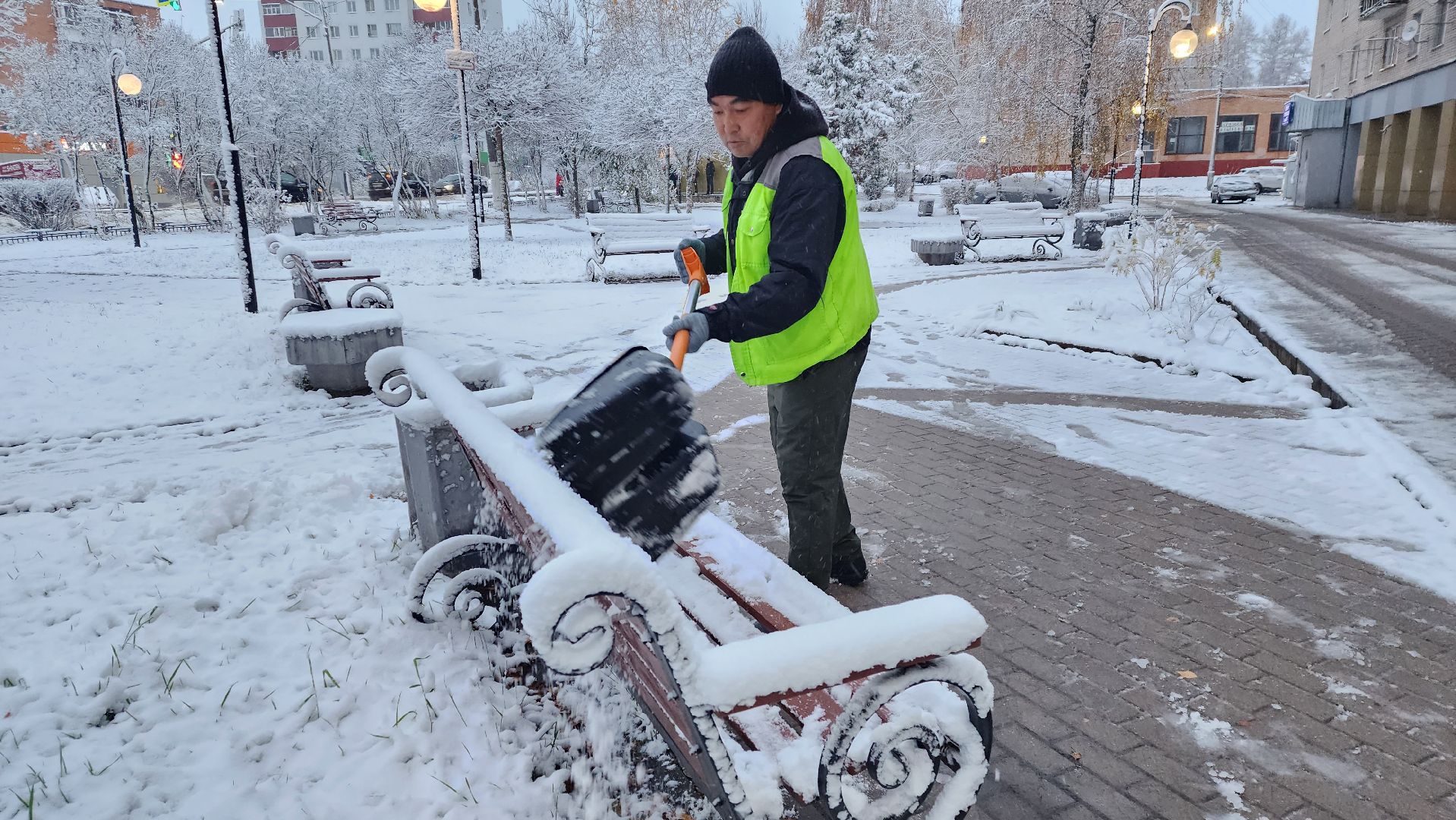 уборка снега, снегопад, коммунальные службы,вертикалка,