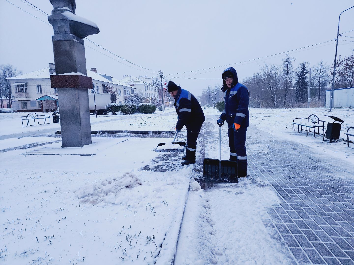 Егорьевск, снег, благоустройство, Подмосковье, первый снег, Московская область,Вертикалки, Вертикальное видео,ЖКХ, Снегопад, Коммунальщики,