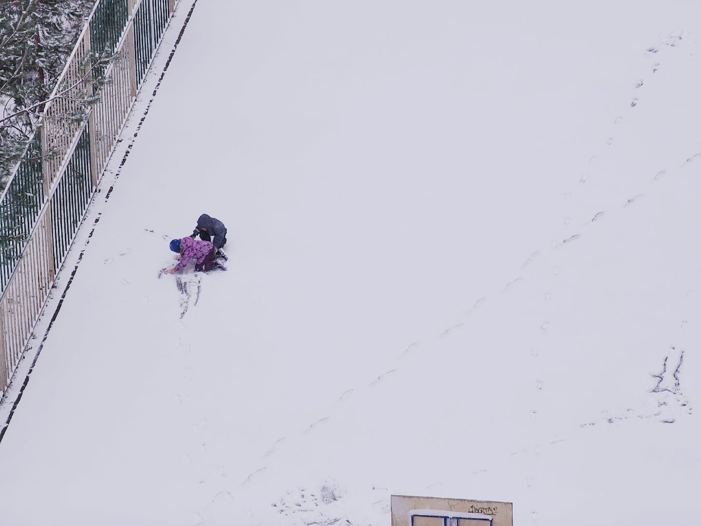 Егорьевск, снег, благоустройство, Подмосковье, первый снег, Московская область,Вертикалки, Вертикальное видео,ЖКХ, Снегопад, Коммунальщики,