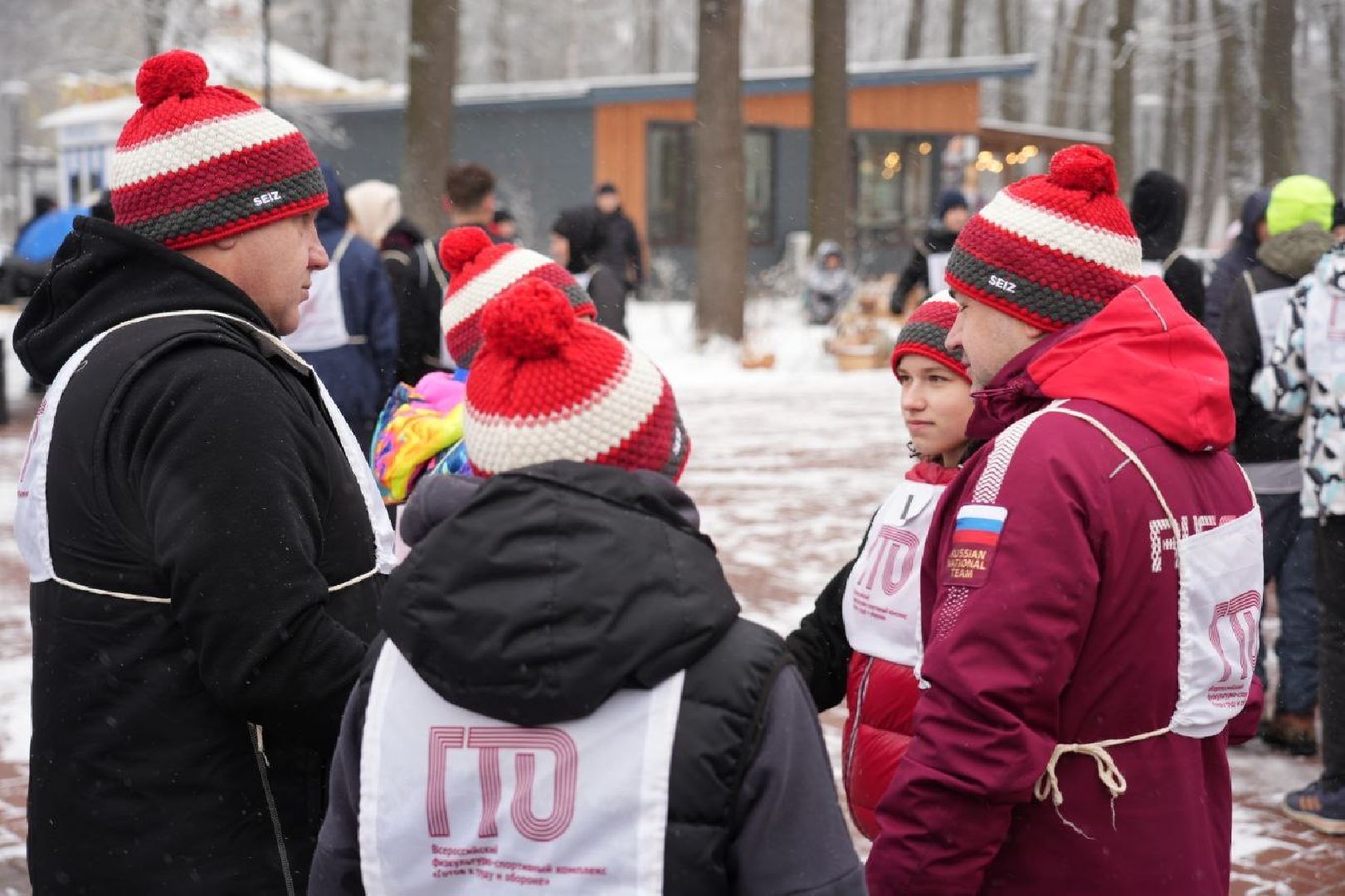 Спорт, Парки Подмосковья, Парки МО, Скитские пруды, ГТО, Сергиев Посад, Сергиево-Посадский городской округ, День народного единства, Год семьи, Праздник, вертикалка,