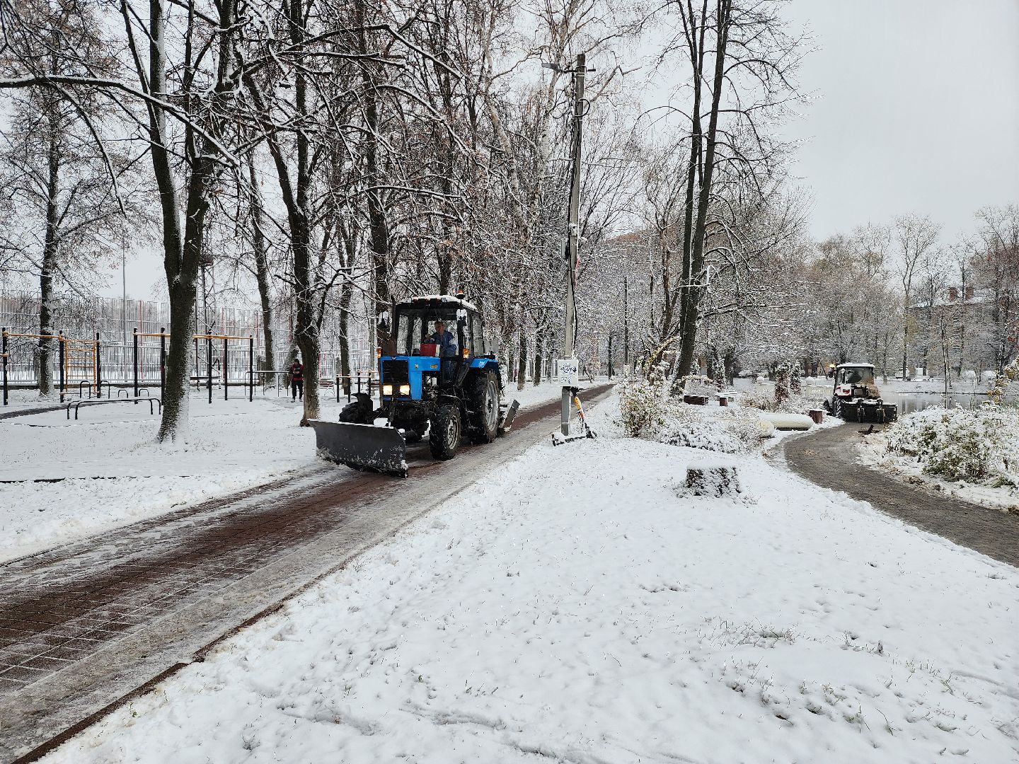 раменское, жкх, первый снег, уборка улиц города, вертикалки