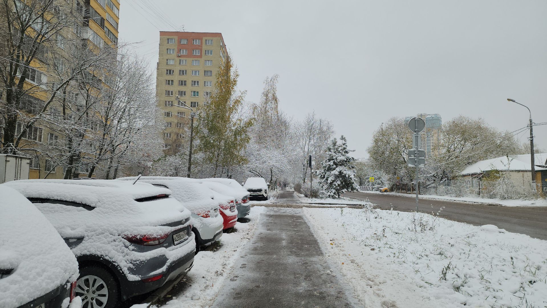 красногорск, снегопад, вертикалка, вертикальное видео, коммунальщики,ЖКХ, снегопад