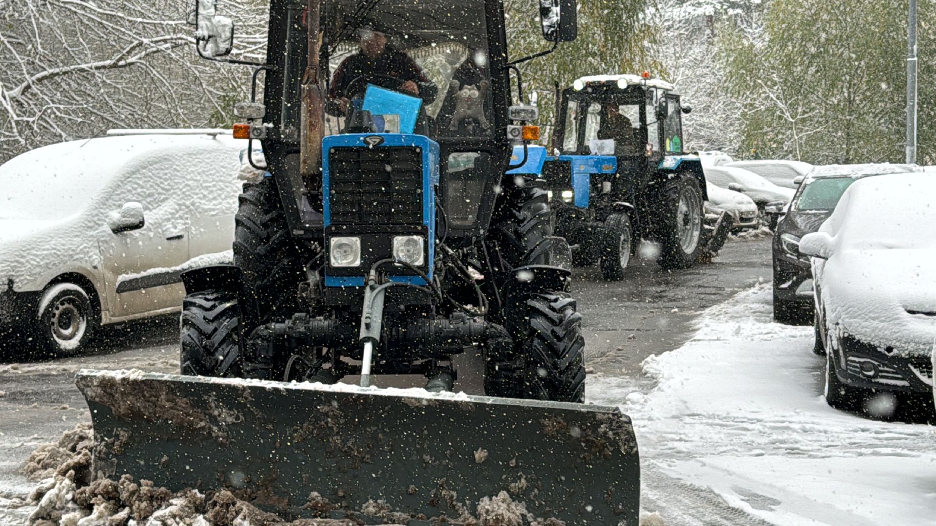 Одинцово, Уборка снега, Первый снегопад,вертикалка, вертикальное видео, коммунальщики,