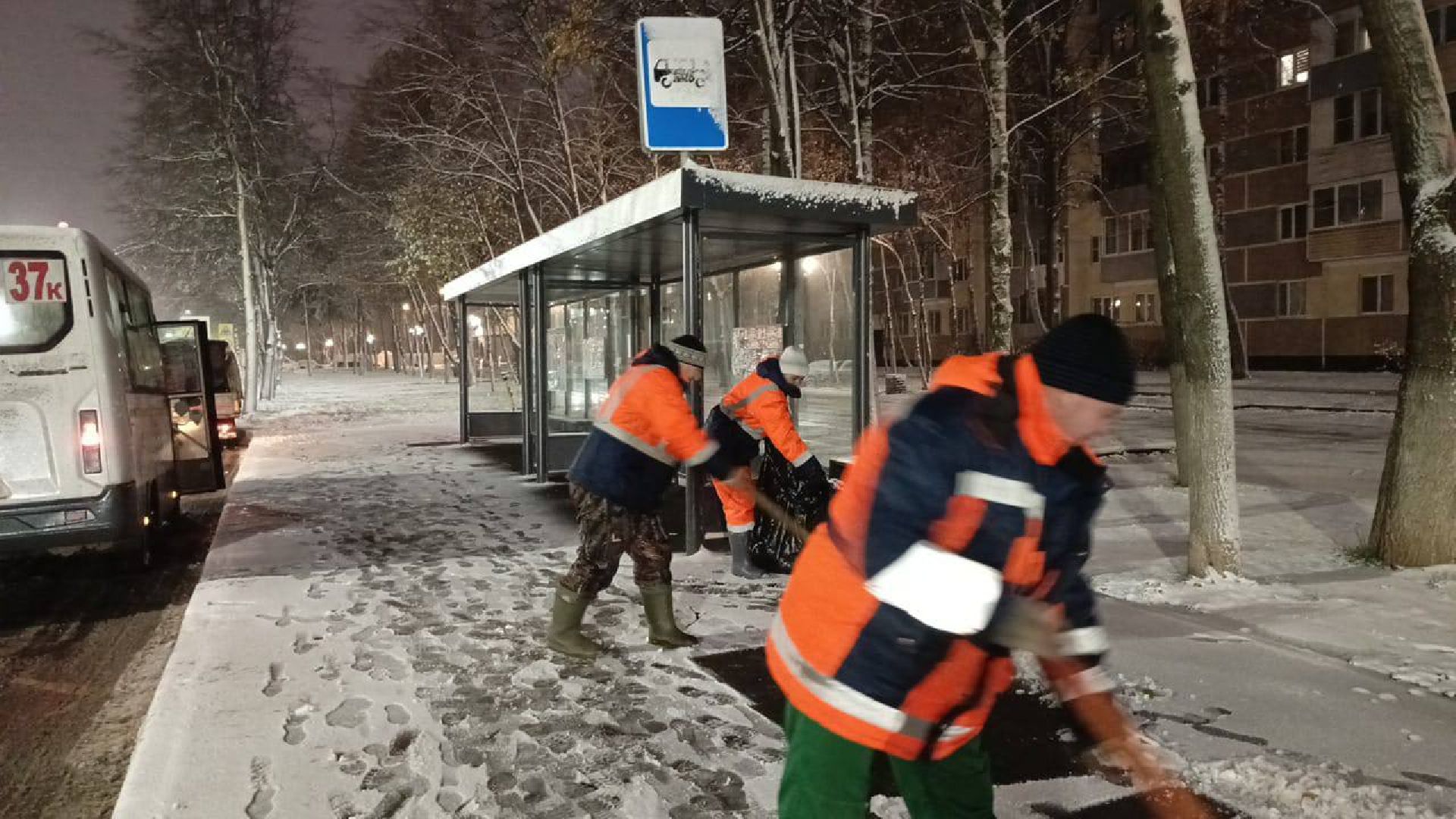 пушкино, последствия стихии, снегопад, коммунальная техника, снегоуборочная техника, чистка снега, вертикалки