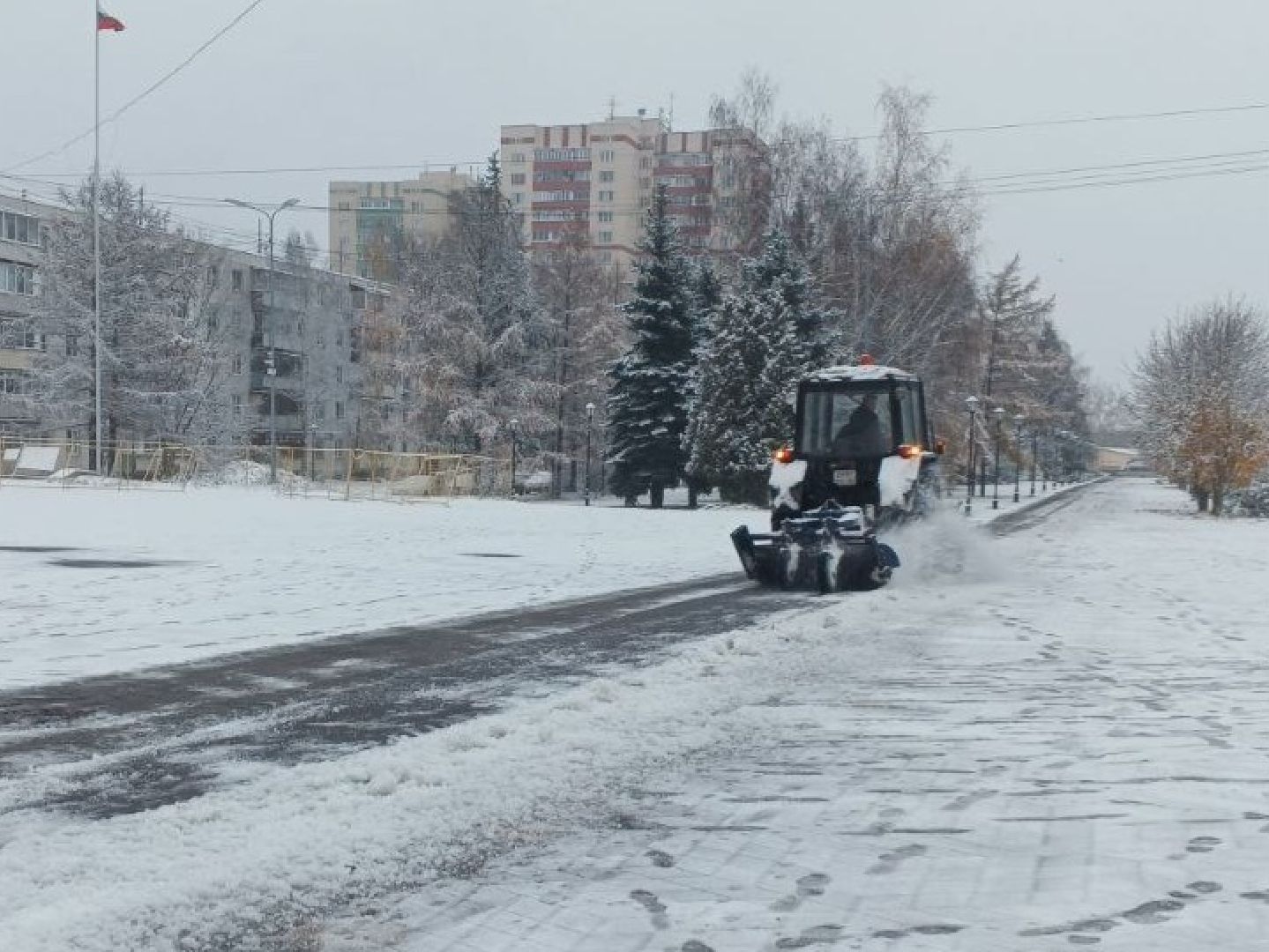 Первый снег, коммунальная служба, Парки, день народно единства, Лосино-Петровский, вертикалки,