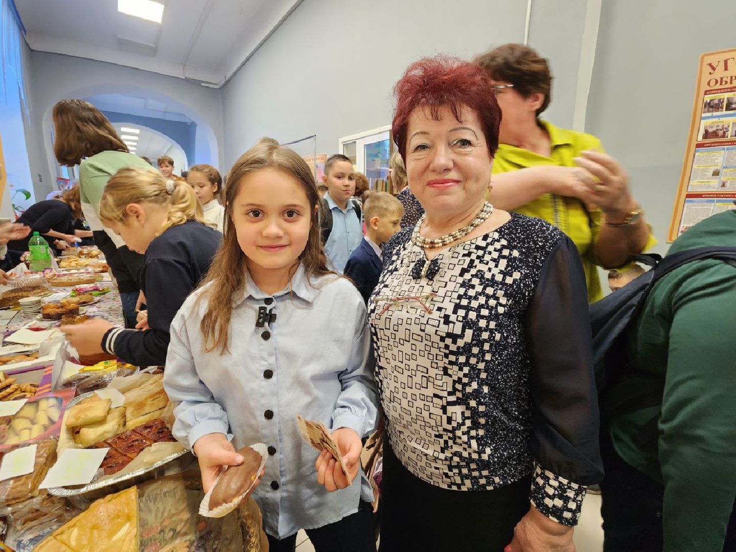 можайск, можайский городской округ, подмосковье, благотворительная ярмарка, спецоперация, школы, школьники, доброе дело, дети, вертикалки,