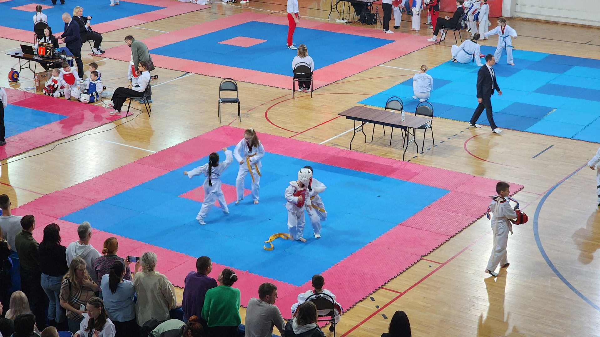 серпухов, протвино, день народного единства, эридан, праздничный турнир,