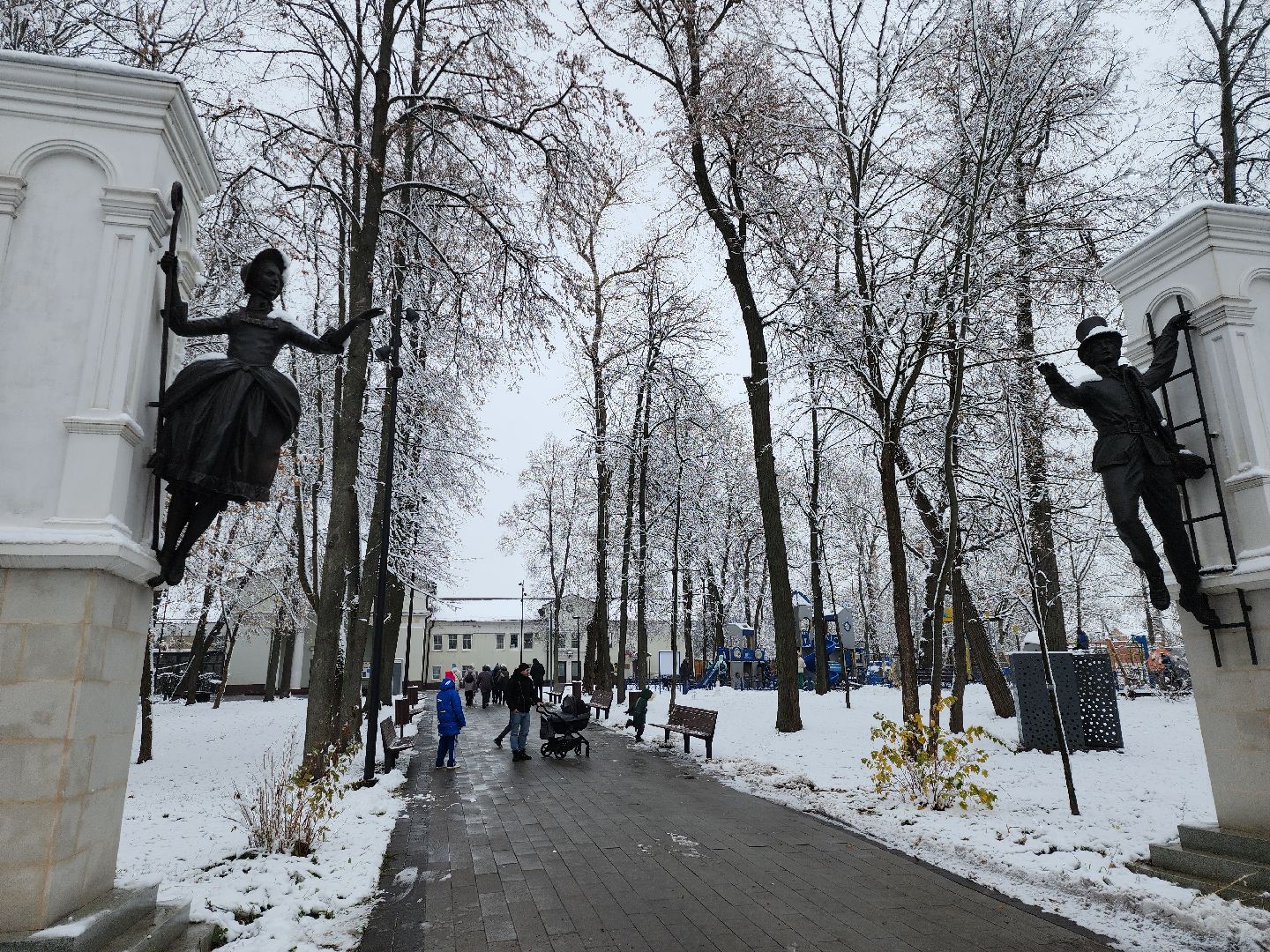 серпухов, подмосковье, парк имени олега степанова, парки подмосковья, день народного единства, вертикалка,