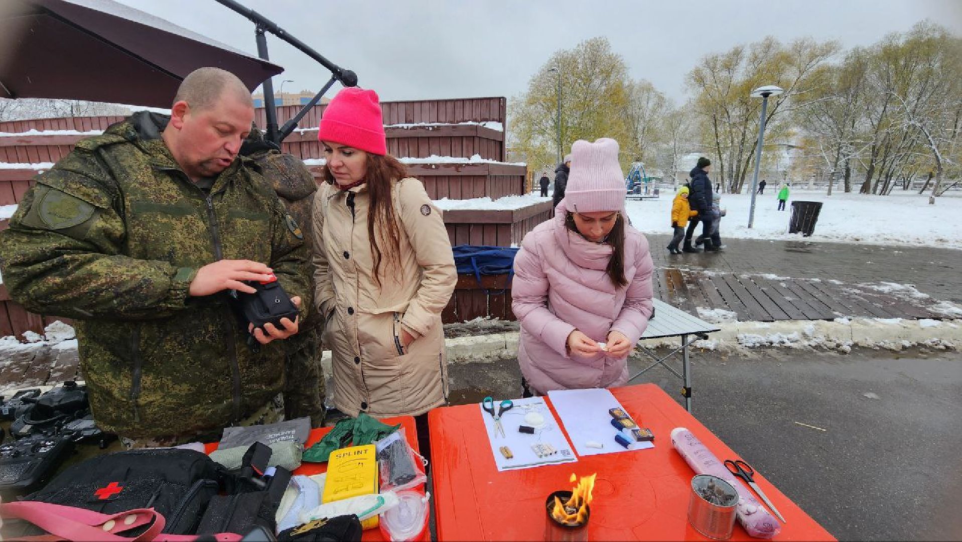 Реутов, день народного единства, Праздник, вертикалки, праздник в парке, мастер-класс, СВО, гуманитарная помощь, дроны,