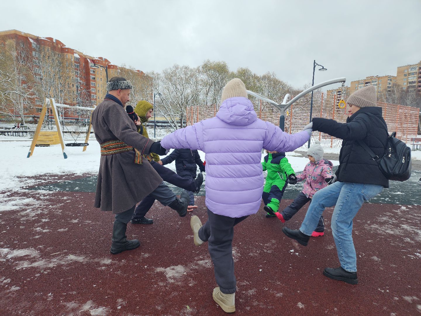 день народного единства, праздник в парке, народные традиции, вертикалка,